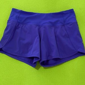 Lululemon Speed Up shorts size 4 with 4 inch inseam